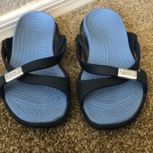 Women’s size 6 Crocs sandals